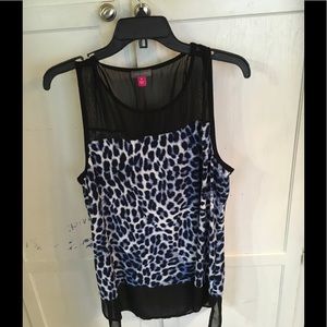 Vince Camuto Top